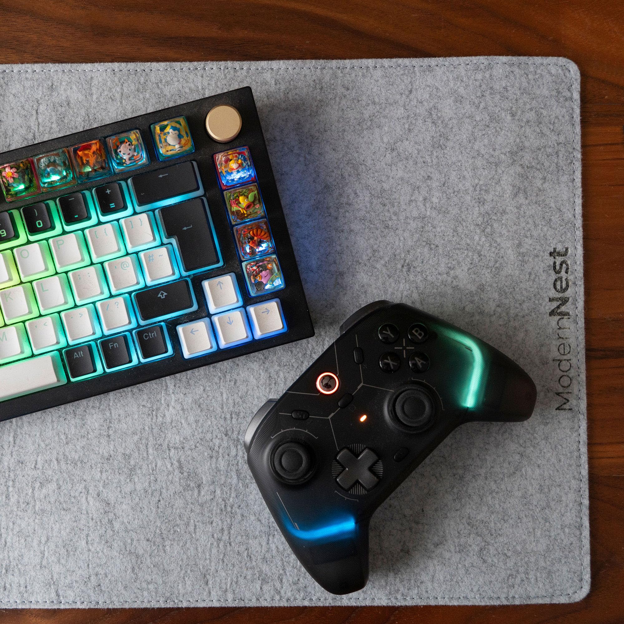 Large Felt Desk Mat - Non-Slip, Water-Resistant Pad for Keyboard & Mouse (Light Grey, 90x40cm)