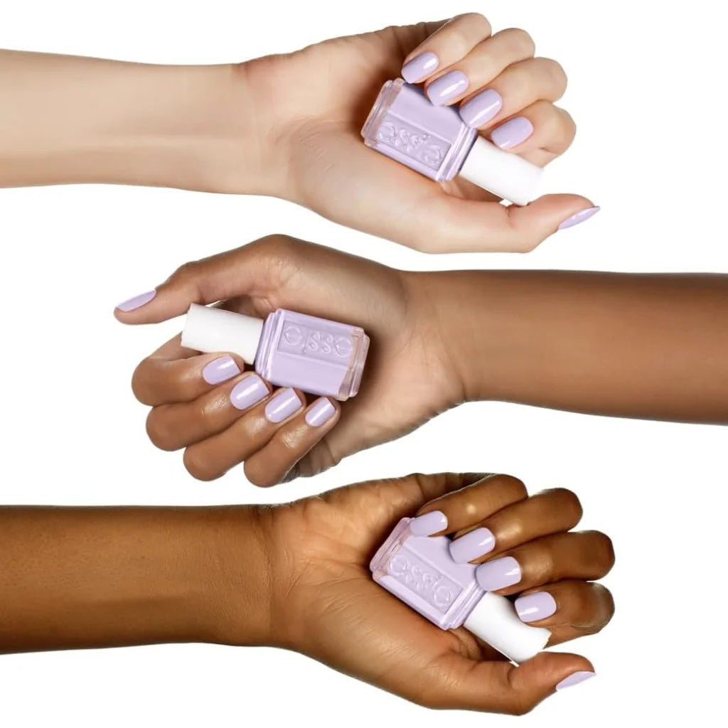 Essie Nail Polish 13.5ml – Iconic Colour, Smooth Application, Salon Finish