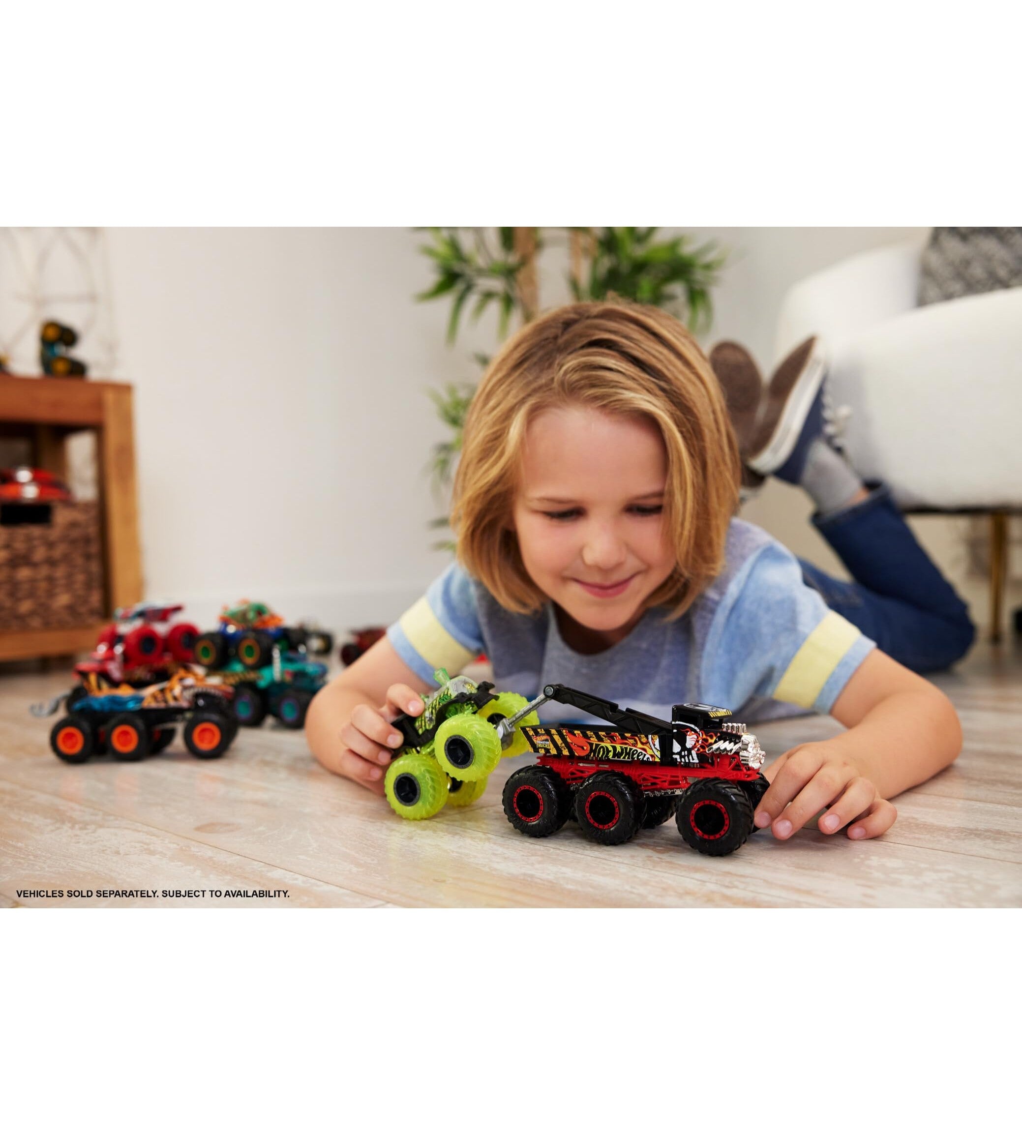 Hot Wheels Monster Trucks Big Rig - Haul & Tow 1:64 Scale Die-Cast Toy Truck